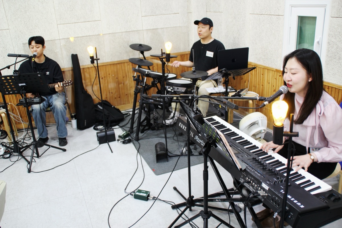 창립 68주년 기념예배 사진 3